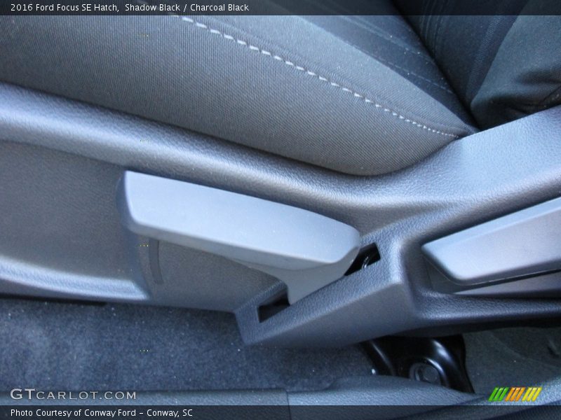 Shadow Black / Charcoal Black 2016 Ford Focus SE Hatch
