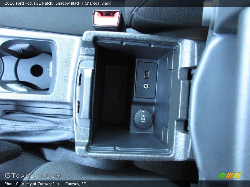Shadow Black / Charcoal Black 2016 Ford Focus SE Hatch
