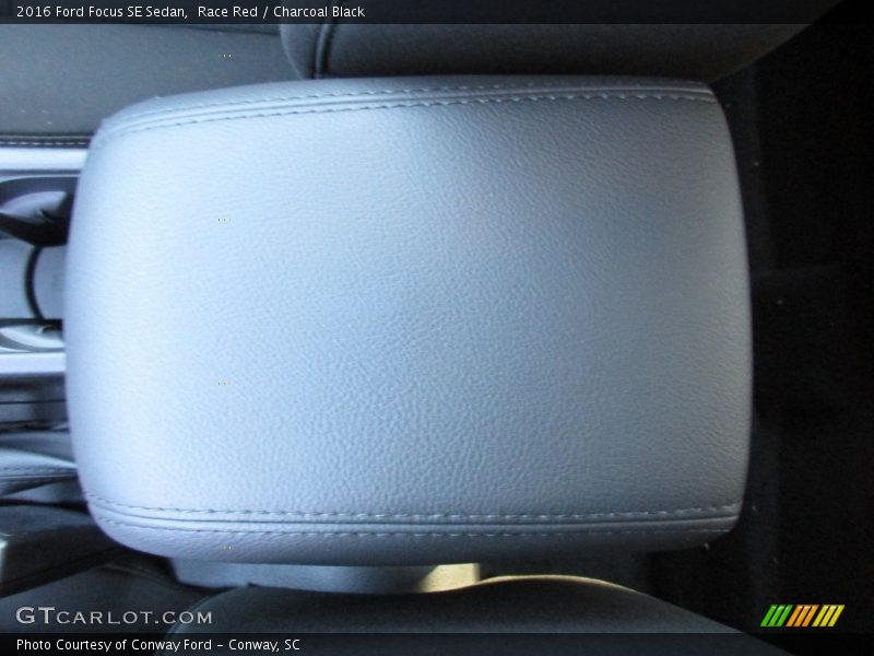 Race Red / Charcoal Black 2016 Ford Focus SE Sedan