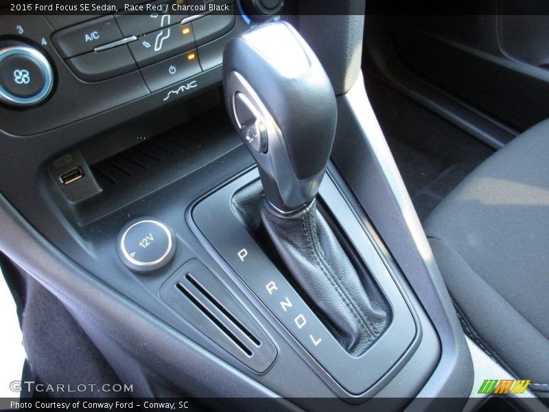 Race Red / Charcoal Black 2016 Ford Focus SE Sedan