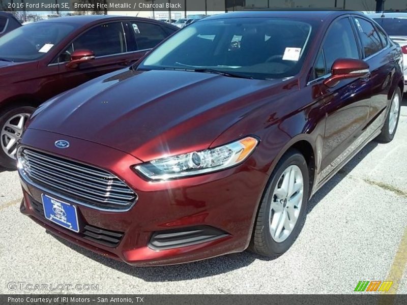 Bronze Fire Metallic / Charcoal Black 2016 Ford Fusion SE