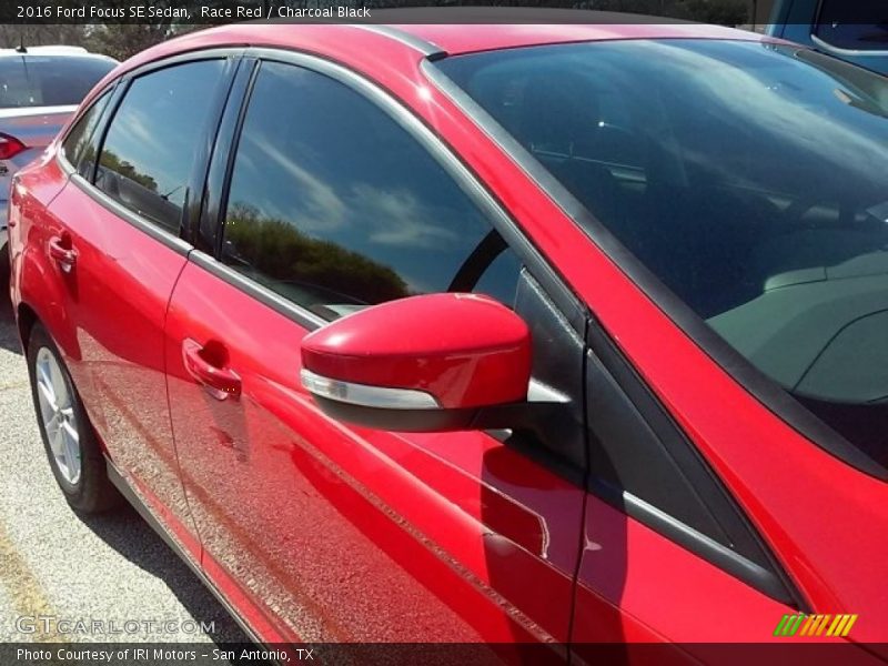 Race Red / Charcoal Black 2016 Ford Focus SE Sedan
