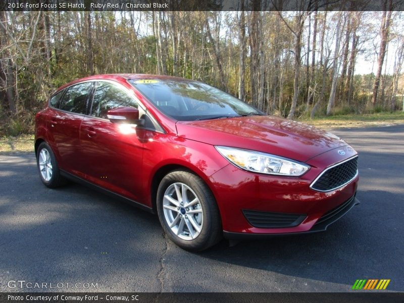 Ruby Red / Charcoal Black 2016 Ford Focus SE Hatch