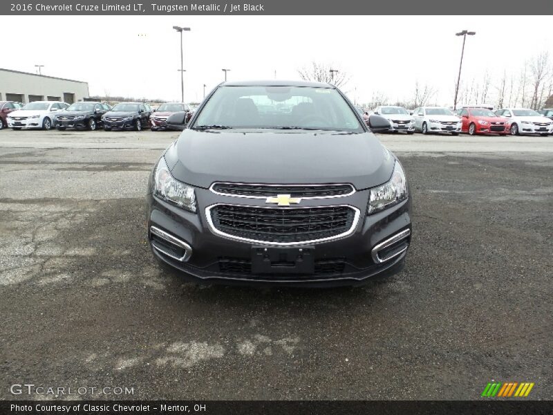 Tungsten Metallic / Jet Black 2016 Chevrolet Cruze Limited LT