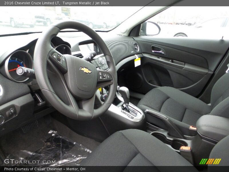 Tungsten Metallic / Jet Black 2016 Chevrolet Cruze Limited LT