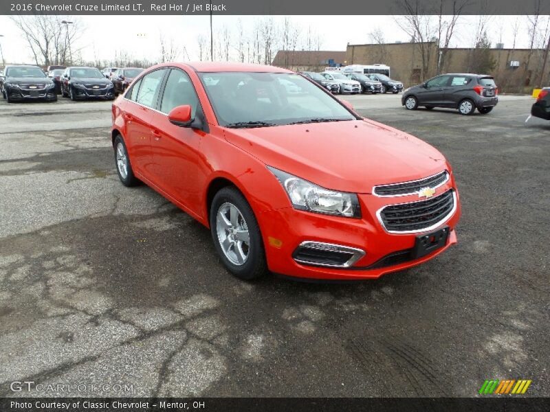 Red Hot / Jet Black 2016 Chevrolet Cruze Limited LT