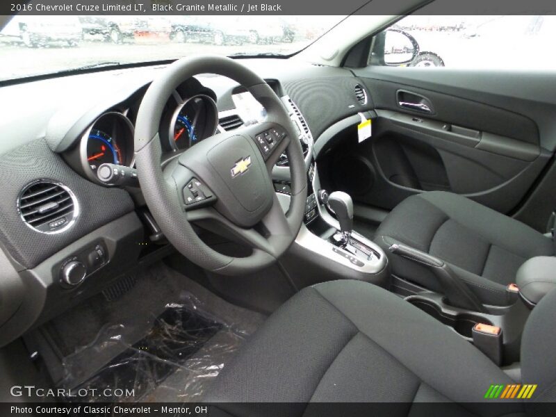 Black Granite Metallic / Jet Black 2016 Chevrolet Cruze Limited LT