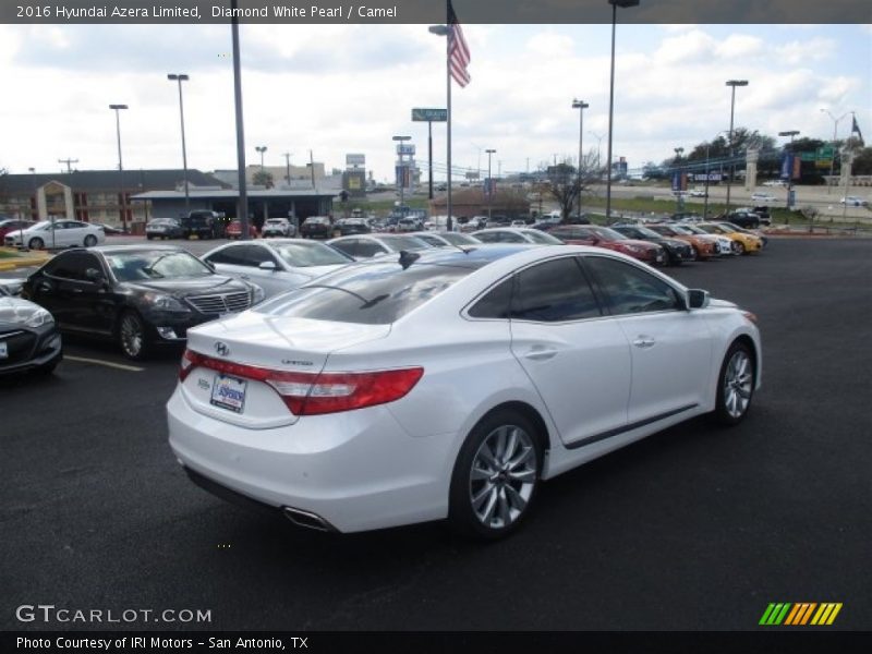 Diamond White Pearl / Camel 2016 Hyundai Azera Limited