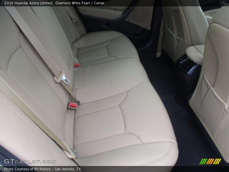 Diamond White Pearl / Camel 2016 Hyundai Azera Limited