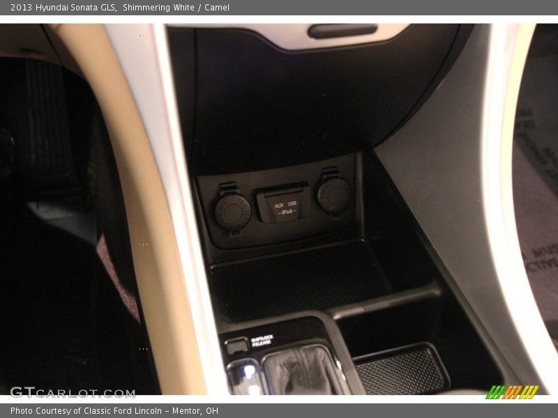 Shimmering White / Camel 2013 Hyundai Sonata GLS
