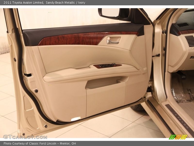 Sandy Beach Metallic / Ivory 2011 Toyota Avalon Limited