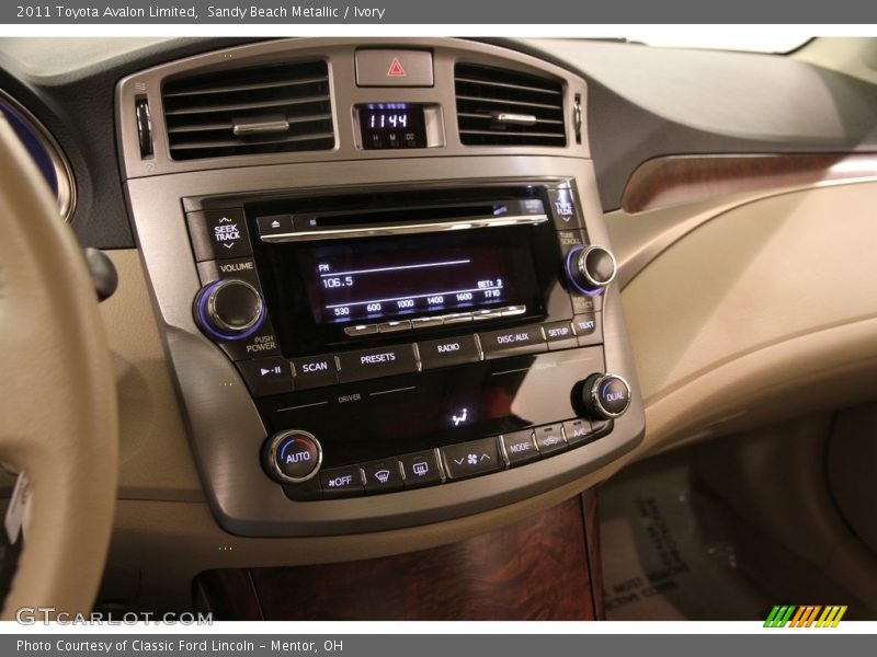 Sandy Beach Metallic / Ivory 2011 Toyota Avalon Limited