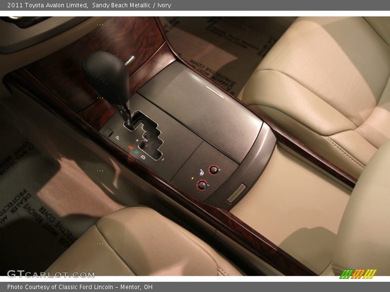 Sandy Beach Metallic / Ivory 2011 Toyota Avalon Limited