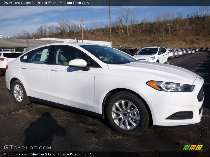 Oxford White / Medium Earth Gray 2016 Ford Fusion S