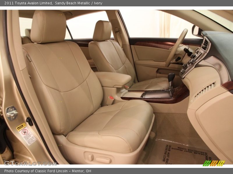 Sandy Beach Metallic / Ivory 2011 Toyota Avalon Limited