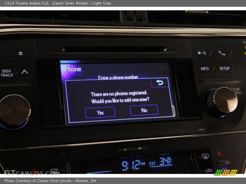 Classic Silver Metallic / Light Gray 2014 Toyota Avalon XLE