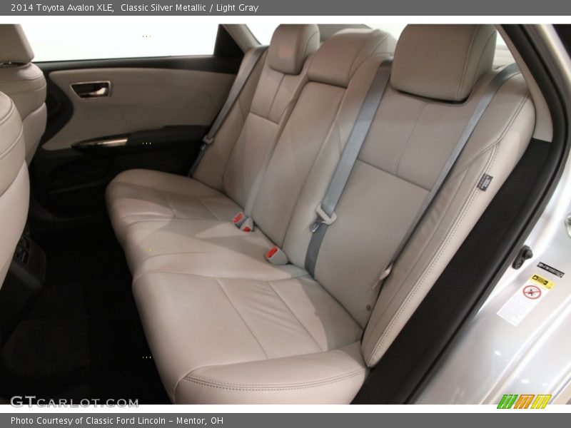 Classic Silver Metallic / Light Gray 2014 Toyota Avalon XLE
