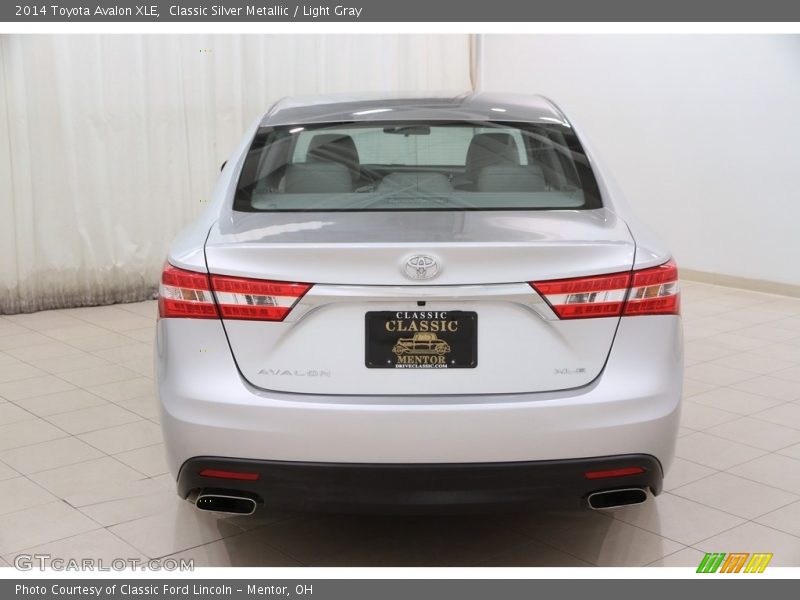 Classic Silver Metallic / Light Gray 2014 Toyota Avalon XLE