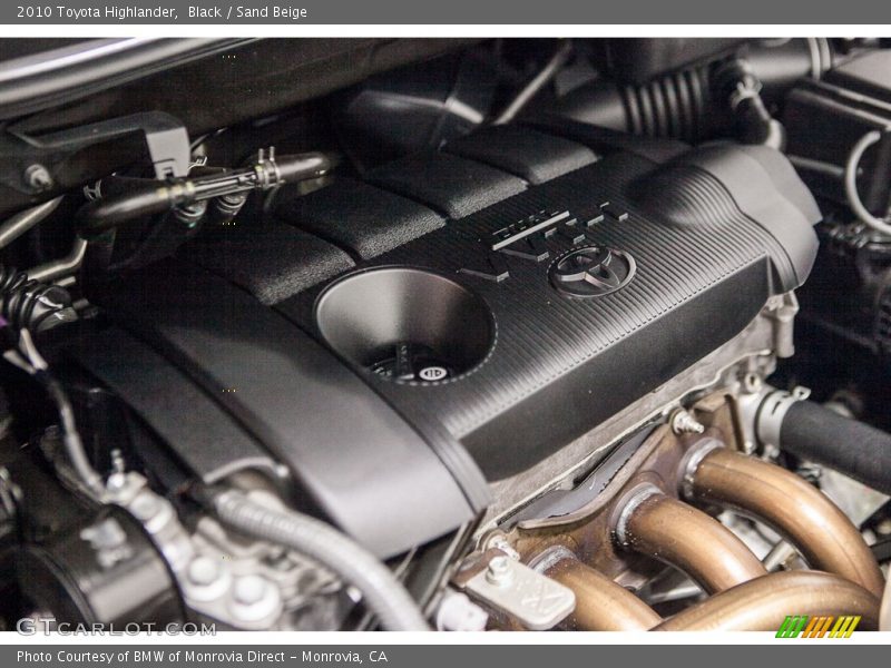 Black / Sand Beige 2010 Toyota Highlander