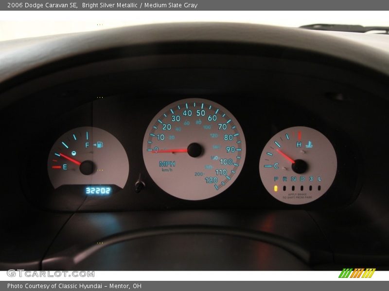 Bright Silver Metallic / Medium Slate Gray 2006 Dodge Caravan SE