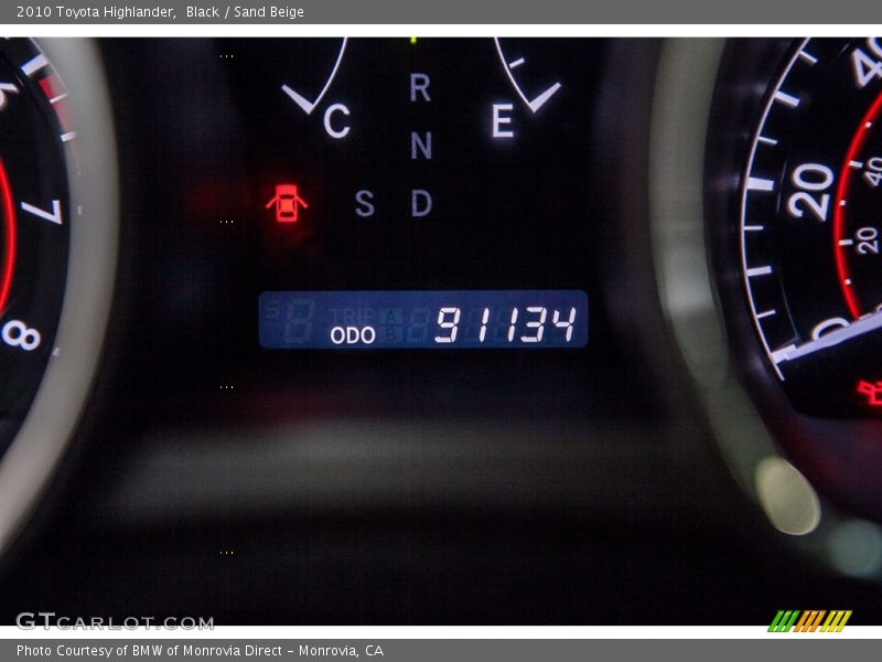 Black / Sand Beige 2010 Toyota Highlander