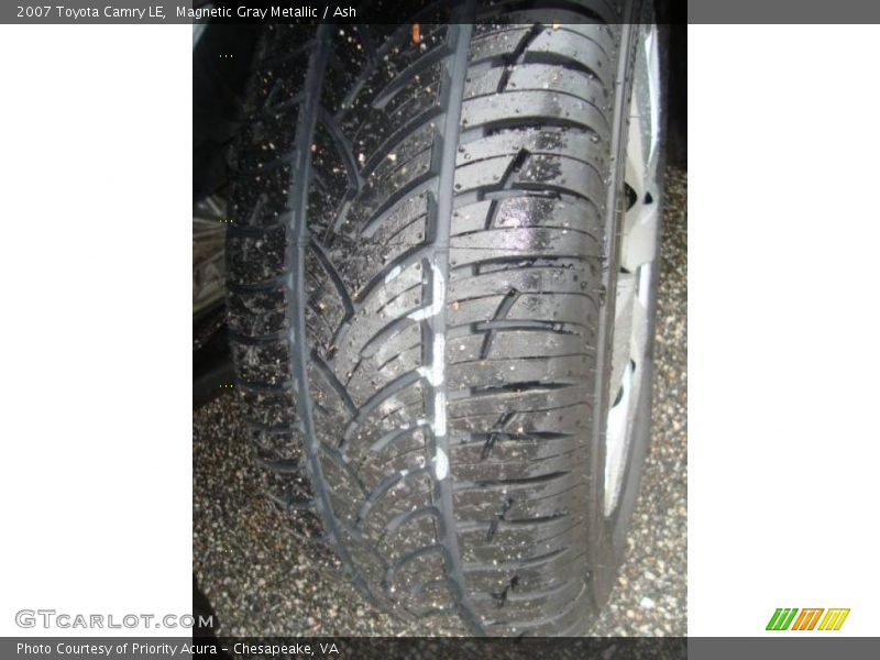 Magnetic Gray Metallic / Ash 2007 Toyota Camry LE