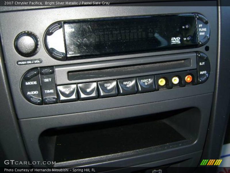 Bright Silver Metallic / Pastel Slate Gray 2007 Chrysler Pacifica