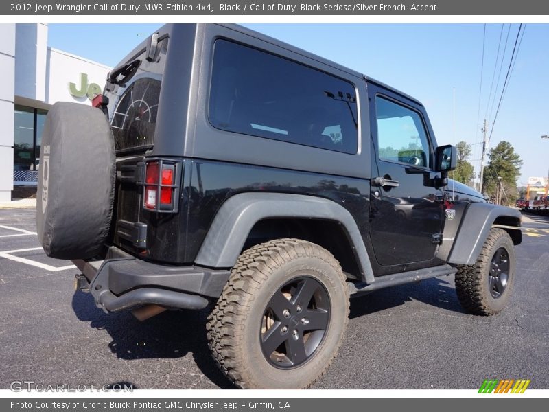 Black / Call of Duty: Black Sedosa/Silver French-Accent 2012 Jeep Wrangler Call of Duty: MW3 Edition 4x4