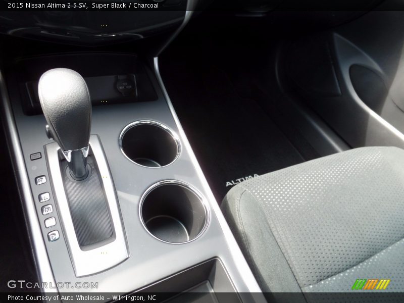 Super Black / Charcoal 2015 Nissan Altima 2.5 SV