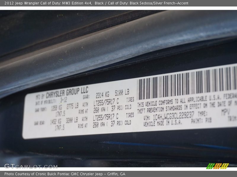 Black / Call of Duty: Black Sedosa/Silver French-Accent 2012 Jeep Wrangler Call of Duty: MW3 Edition 4x4