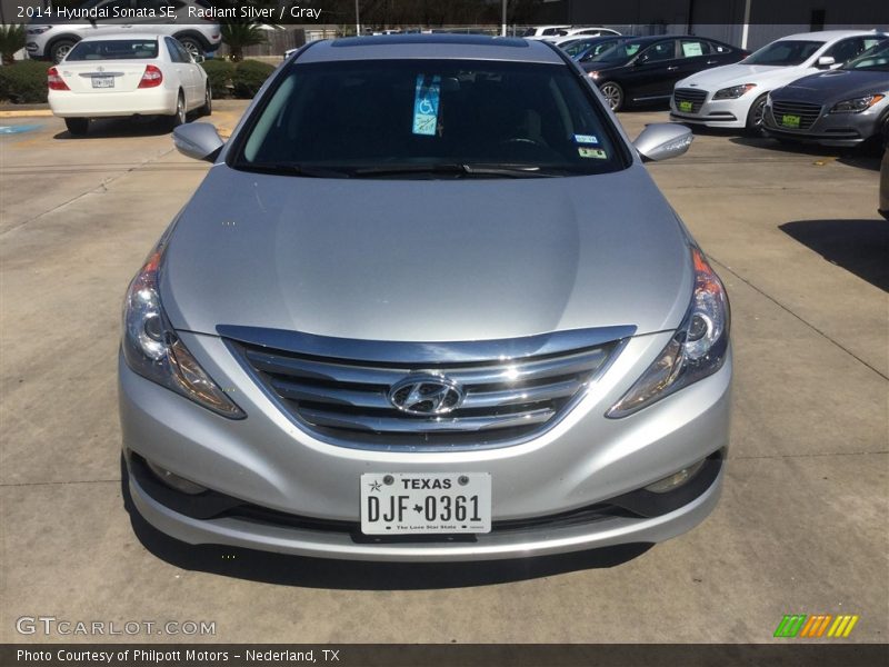 Radiant Silver / Gray 2014 Hyundai Sonata SE