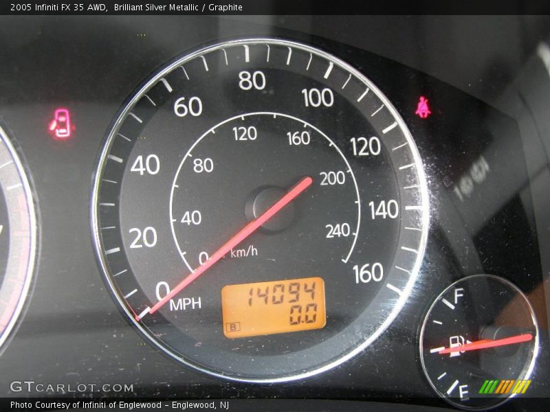 Brilliant Silver Metallic / Graphite 2005 Infiniti FX 35 AWD