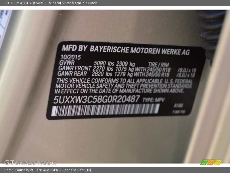 Mineral Silver Metallic / Black 2016 BMW X4 xDrive28i