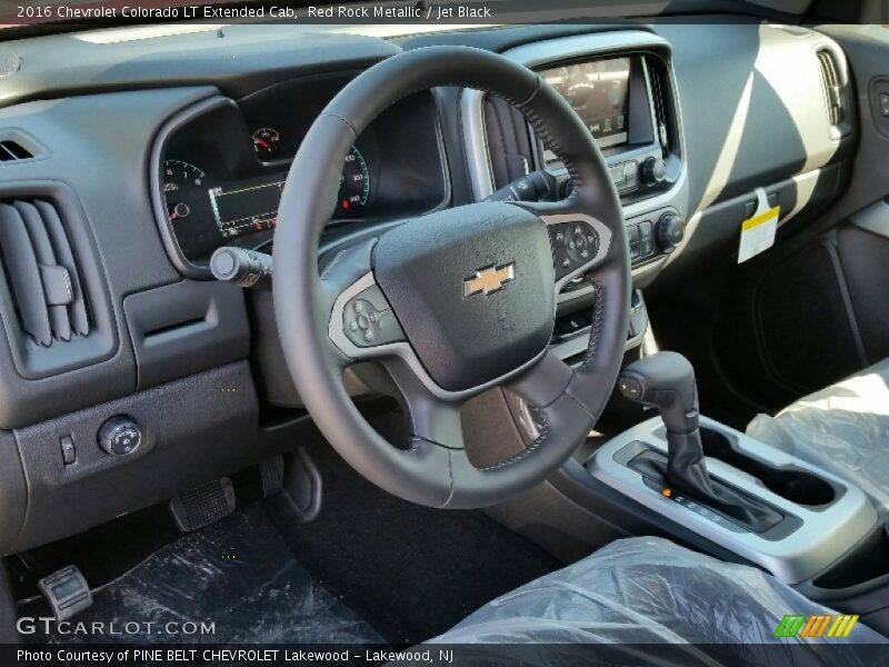 Red Rock Metallic / Jet Black 2016 Chevrolet Colorado LT Extended Cab