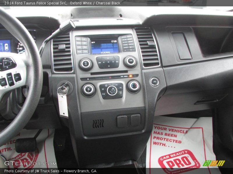 Controls of 2014 Taurus Police Special SVC