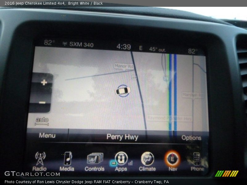Bright White / Black 2016 Jeep Cherokee Limited 4x4