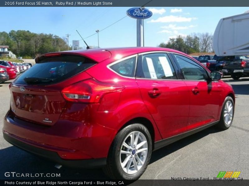 Ruby Red / Medium Light Stone 2016 Ford Focus SE Hatch