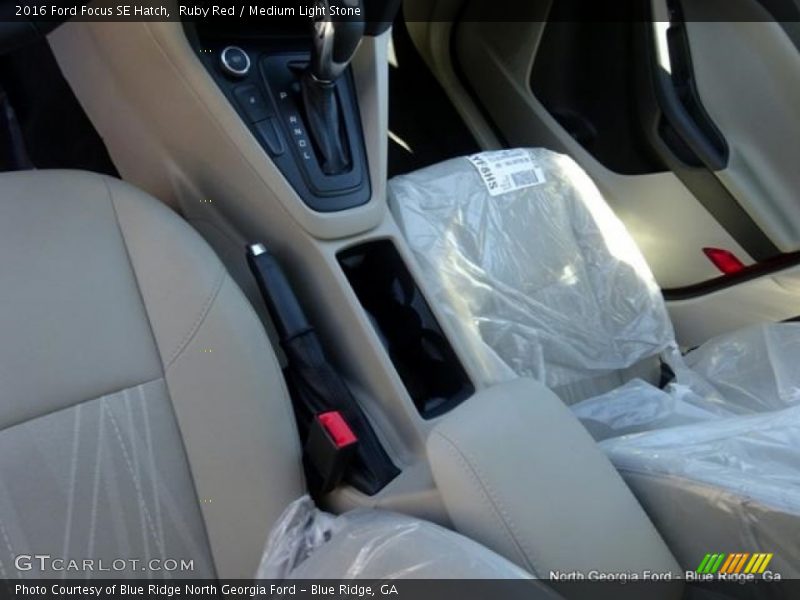 Ruby Red / Medium Light Stone 2016 Ford Focus SE Hatch