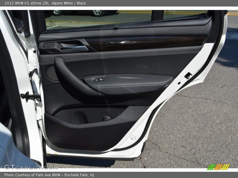 Alpine White / Black 2013 BMW X3 xDrive 28i