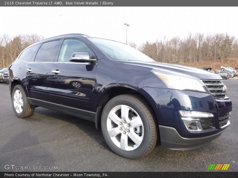 Blue Velvet Metallic / Ebony 2016 Chevrolet Traverse LT AWD