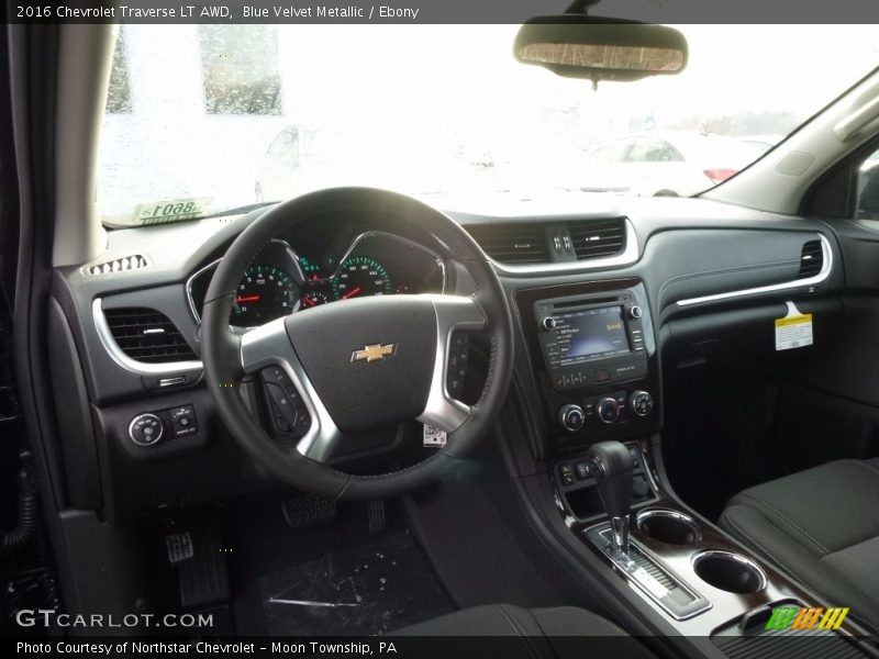 Blue Velvet Metallic / Ebony 2016 Chevrolet Traverse LT AWD
