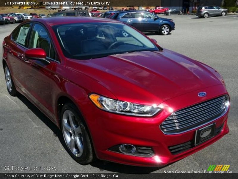 Ruby Red Metallic / Medium Earth Gray 2016 Ford Fusion S