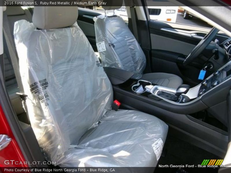 Ruby Red Metallic / Medium Earth Gray 2016 Ford Fusion S