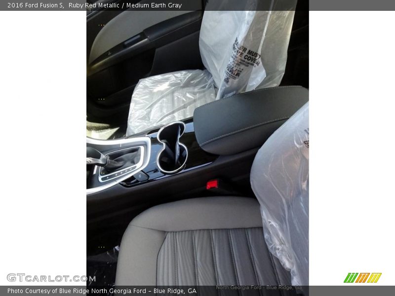 Ruby Red Metallic / Medium Earth Gray 2016 Ford Fusion S