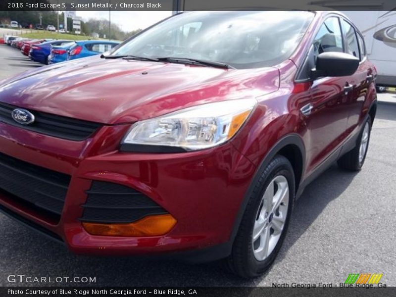 Sunset Metallic / Charcoal Black 2016 Ford Escape S