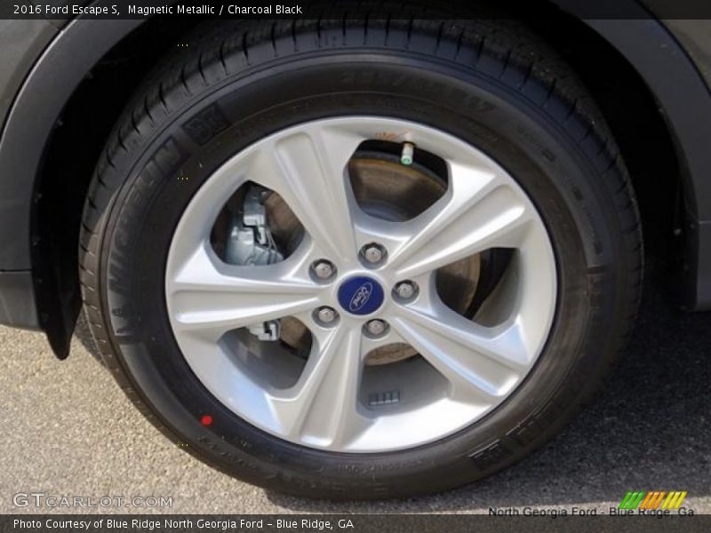 Magnetic Metallic / Charcoal Black 2016 Ford Escape S