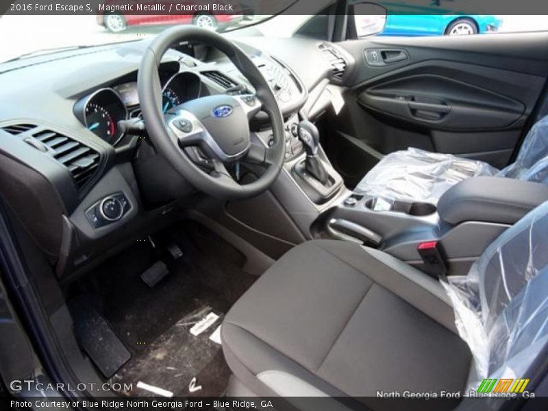 Magnetic Metallic / Charcoal Black 2016 Ford Escape S