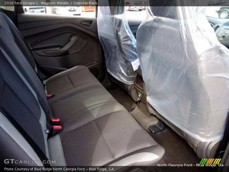 Magnetic Metallic / Charcoal Black 2016 Ford Escape S