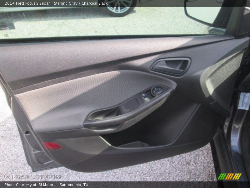 Sterling Gray / Charcoal Black 2014 Ford Focus S Sedan