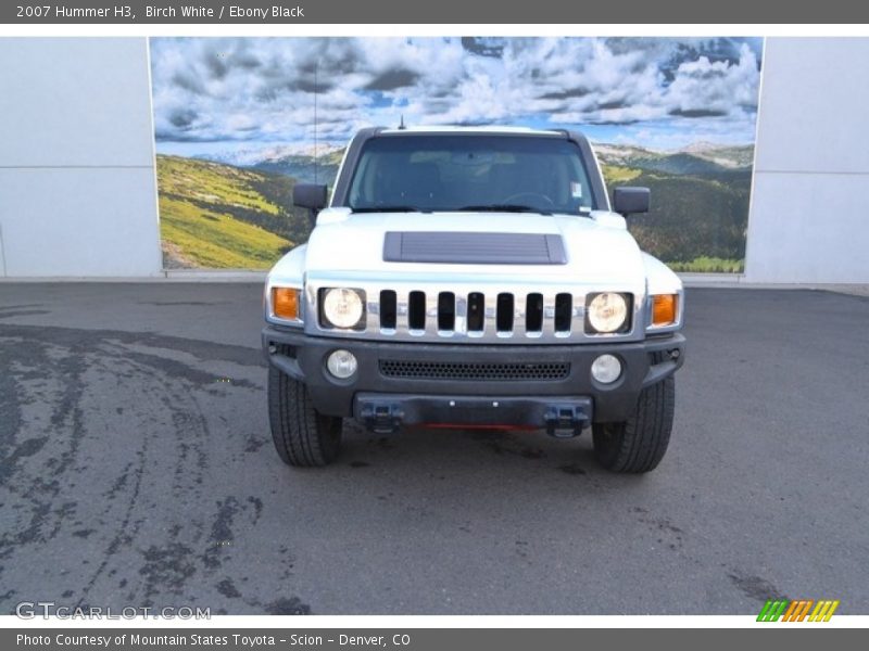 Birch White / Ebony Black 2007 Hummer H3